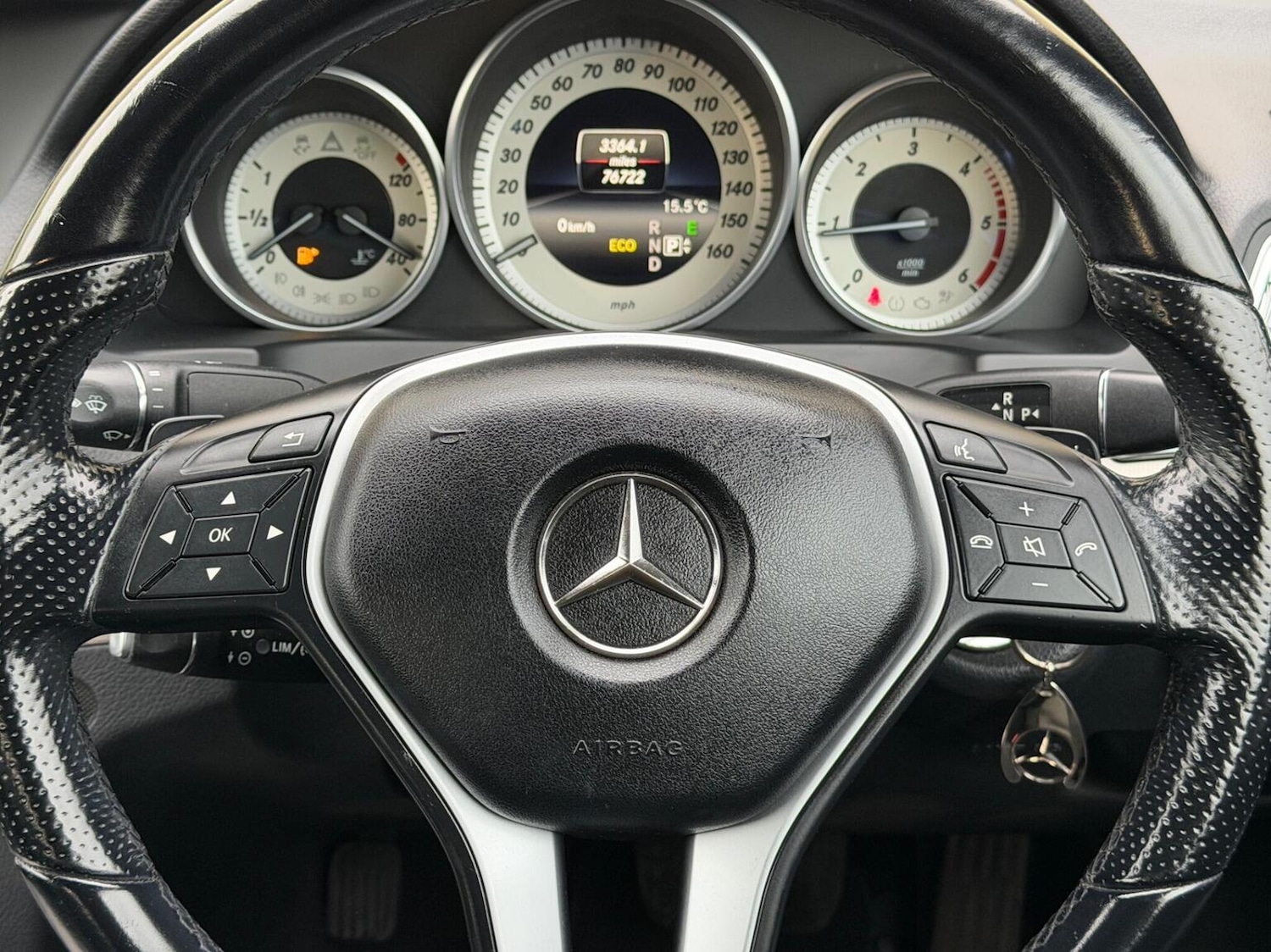 Used Mercedes-Benz E Class 2013 for sale - 76666142: Photo 17