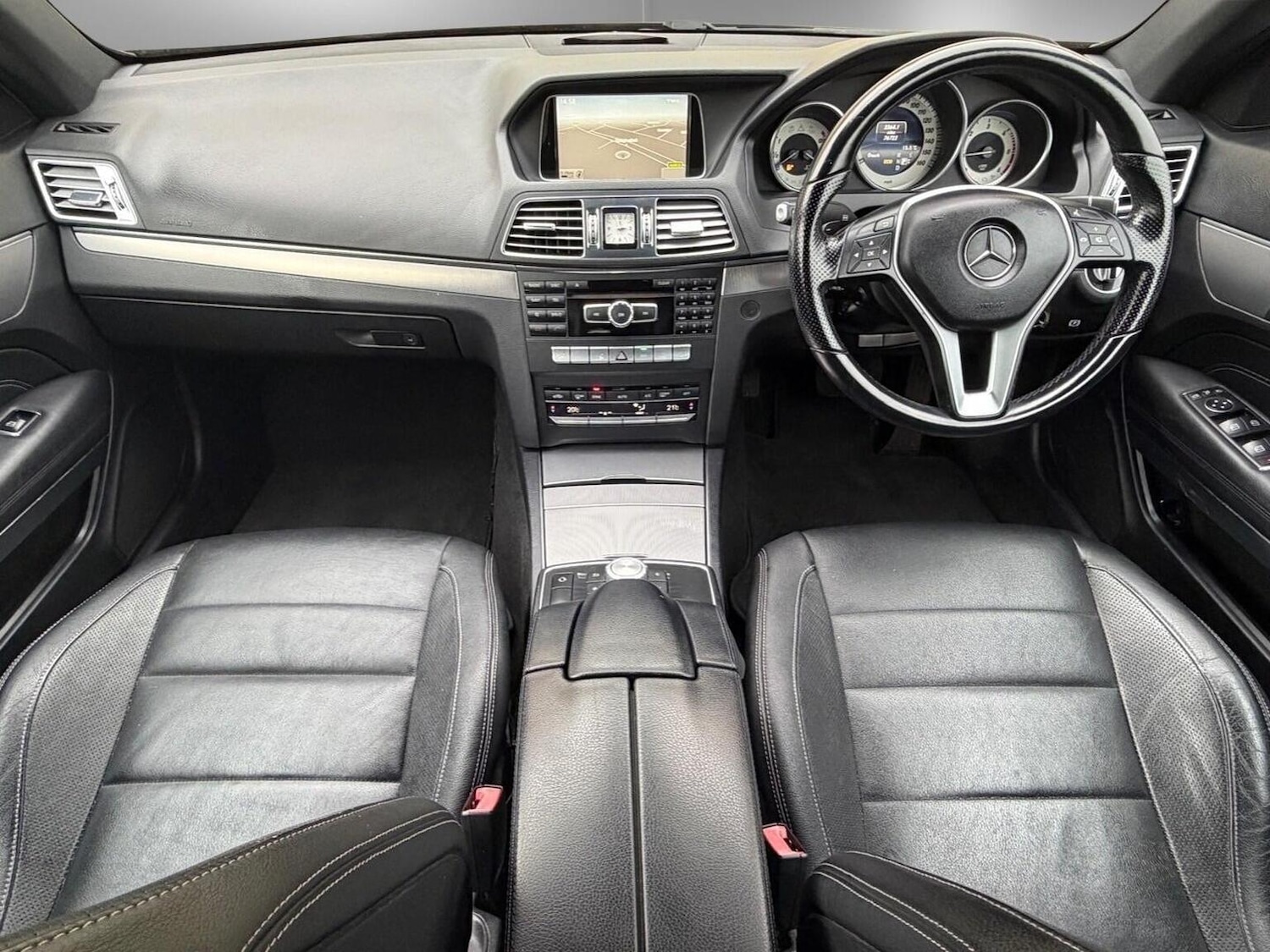 Used Mercedes-Benz E Class 2013 for sale - 76666142: Photo 9