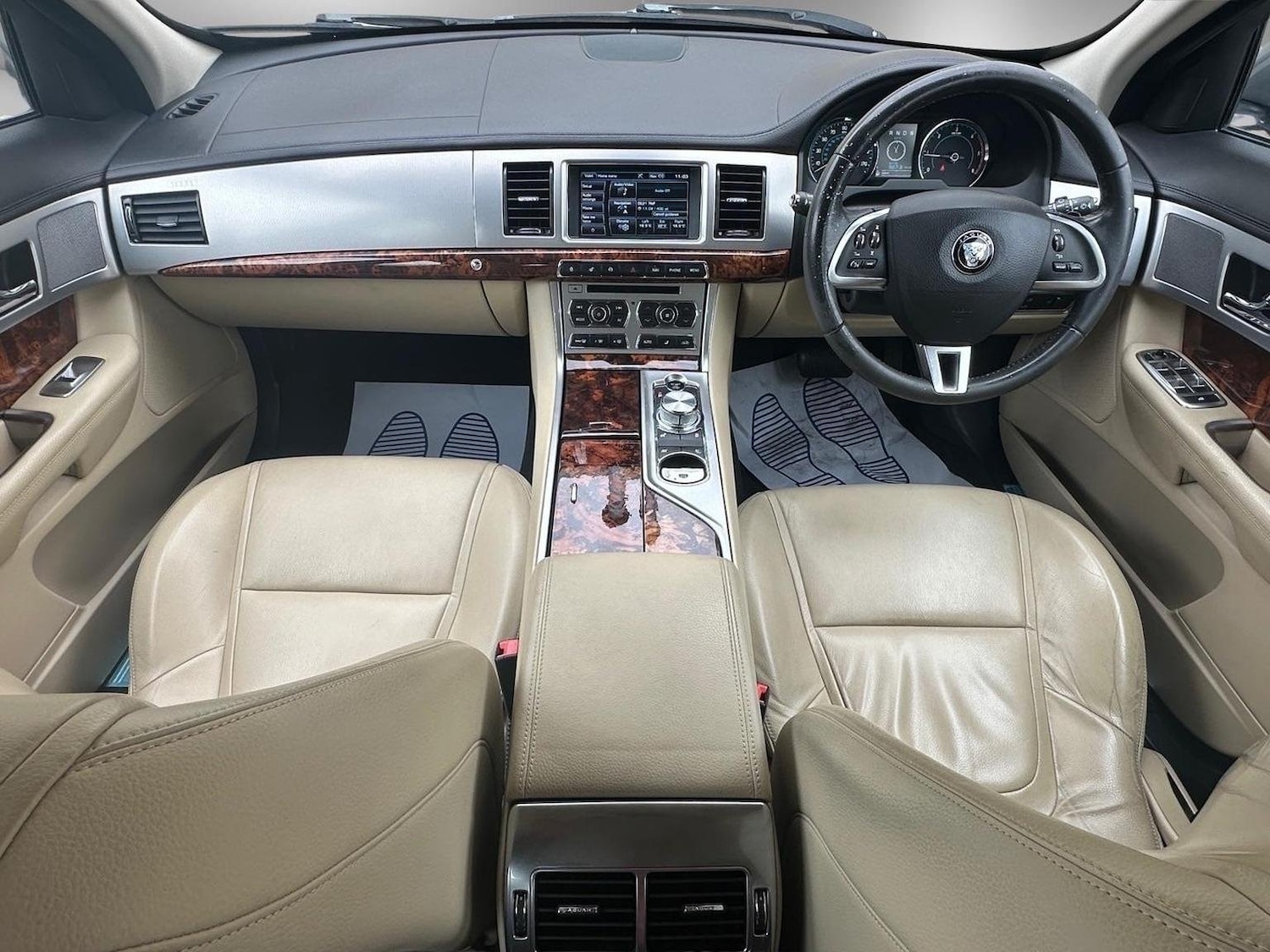 Used Jaguar XF 2014 for sale - 76624449: Photo 11