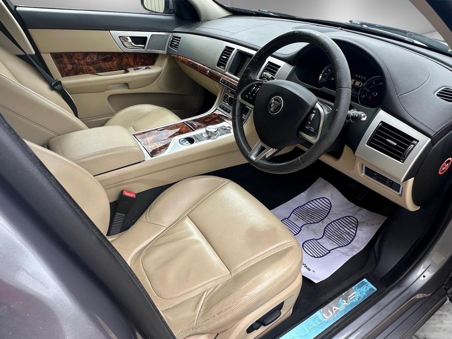 Used Jaguar XF 2014 for sale - 76624449: Photo 17