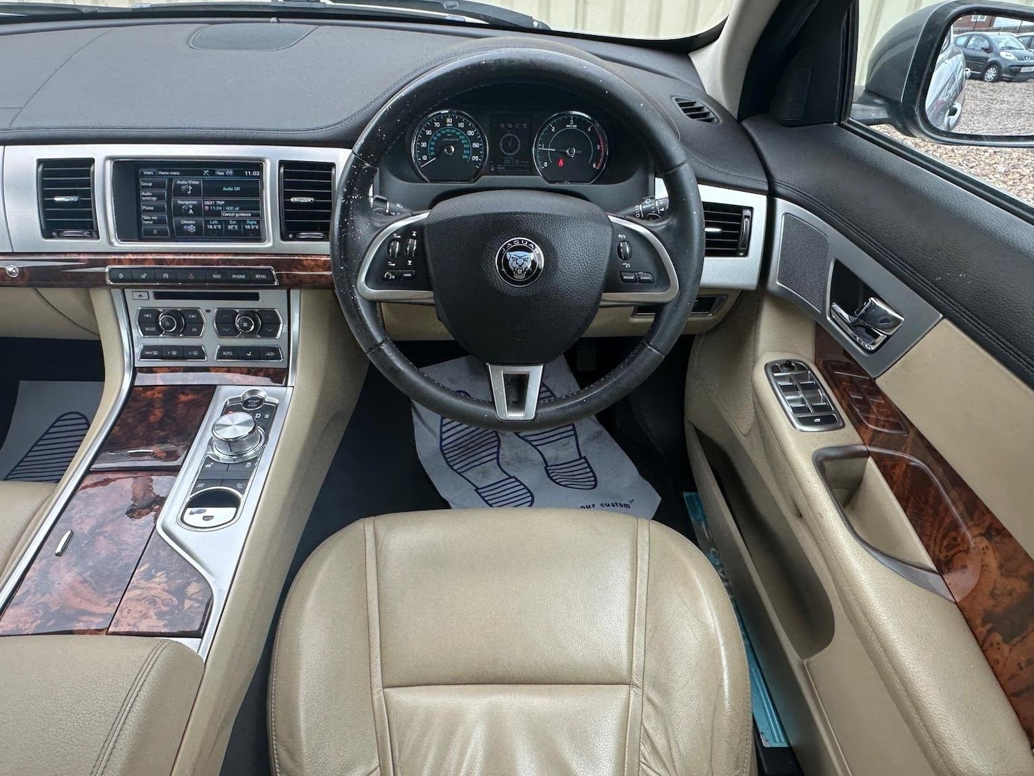 Used Jaguar XF 2014 for sale - 76624449: Photo 19