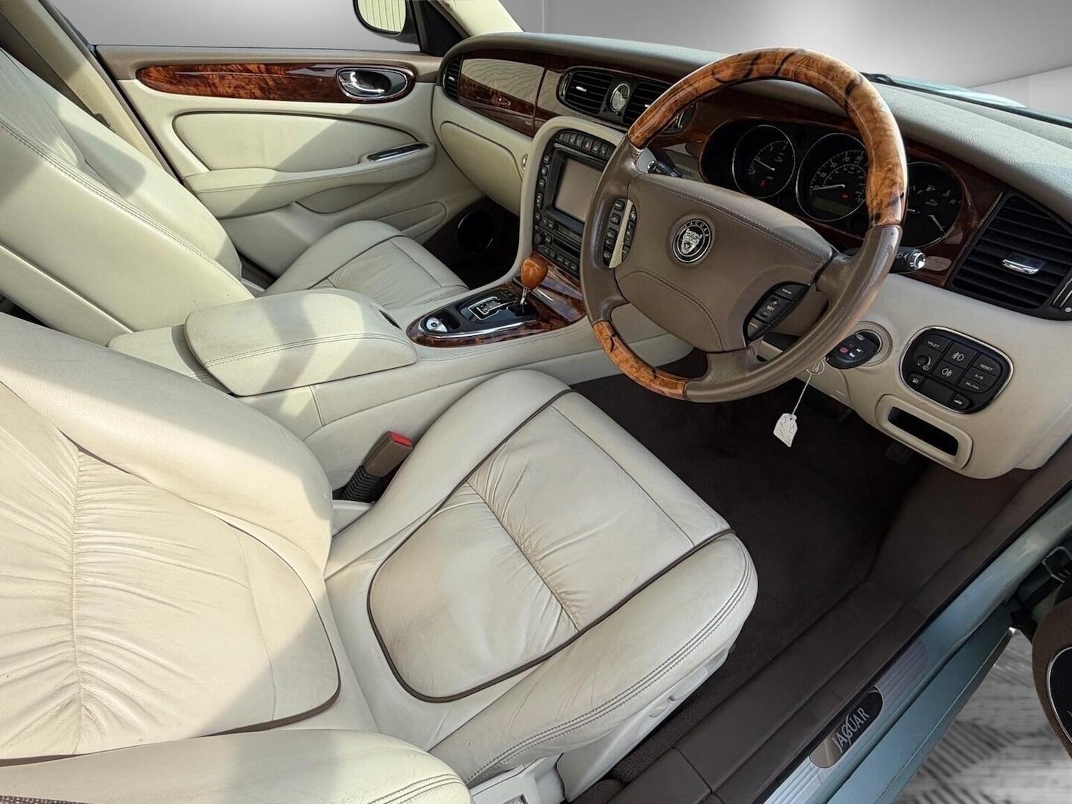 Used Jaguar XJ 2007 for sale - 77979942: Photo 18
