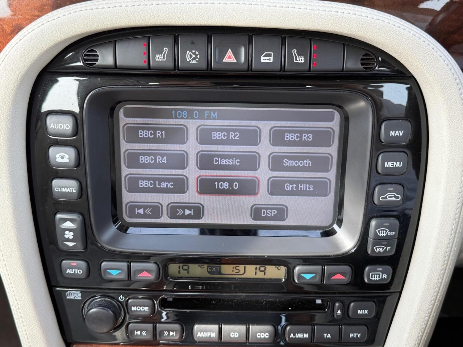 Used Jaguar XJ 2007 for sale - 77979942: Photo 25