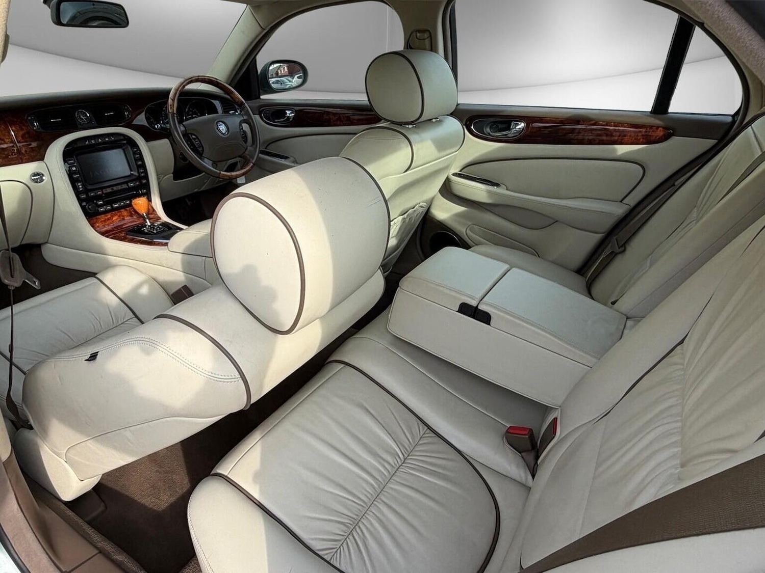 Used Jaguar XJ 2007 for sale - 77979942: Photo 8