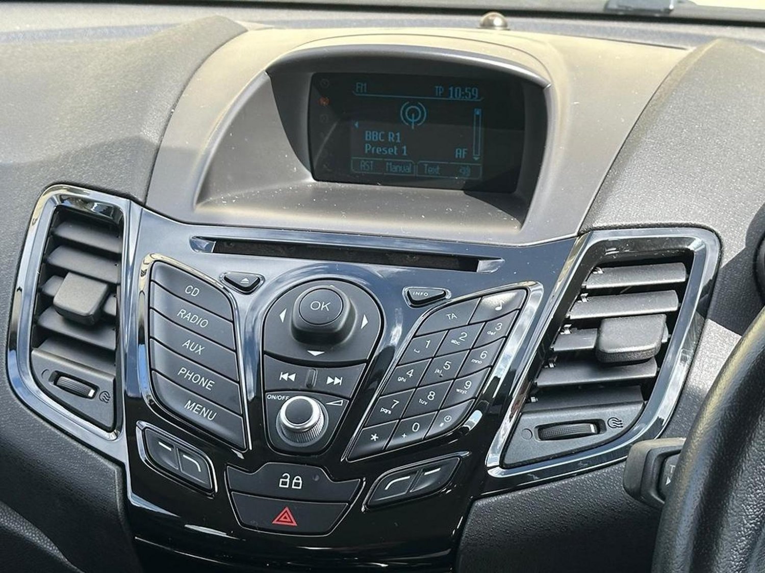 Used Ford Fiesta 2013 for sale - 76624436: Photo 22