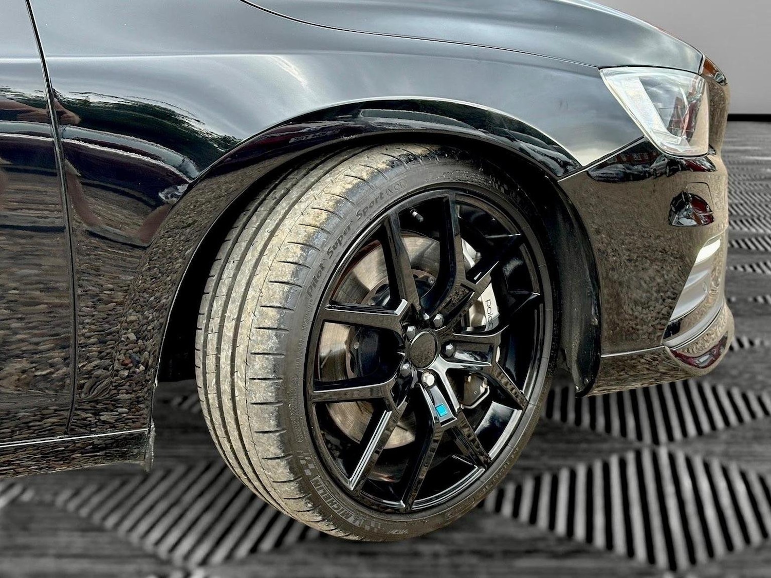 Used Volvo V60 2015 for sale - 76624452: Photo 10