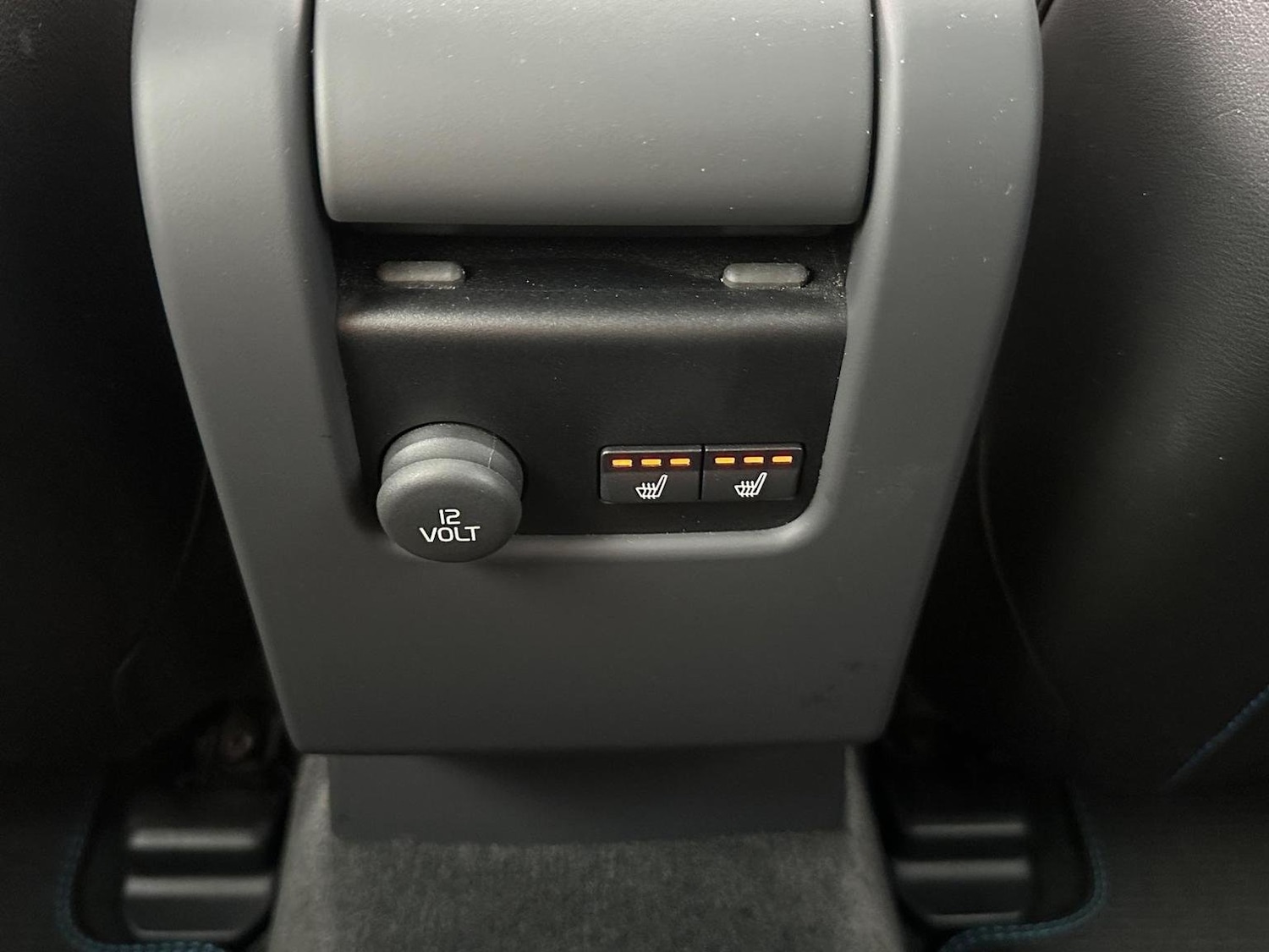 Used Volvo V60 2015 for sale - 76624452: Photo 16