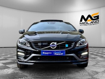 Used Volvo V60 2015 for sale - 76624452: Photo