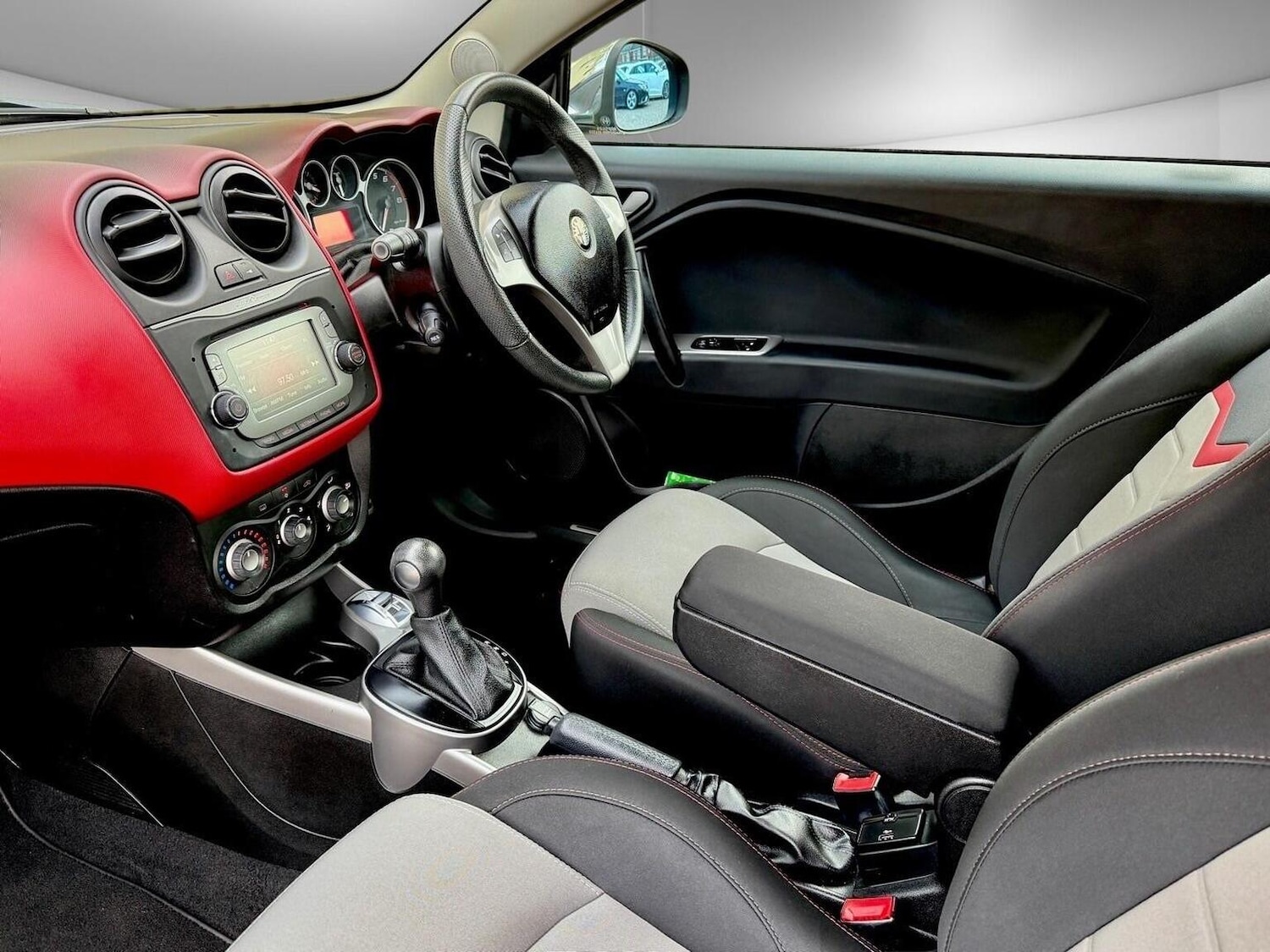 Used Alfa Romeo MiTo 2015 for sale - 76918455: Photo 12