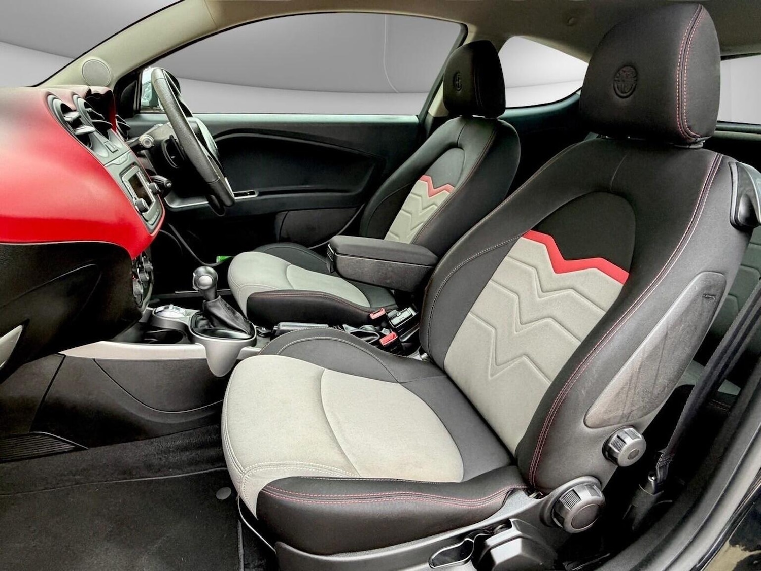 Used Alfa Romeo MiTo 2015 for sale - 76918455: Photo 14