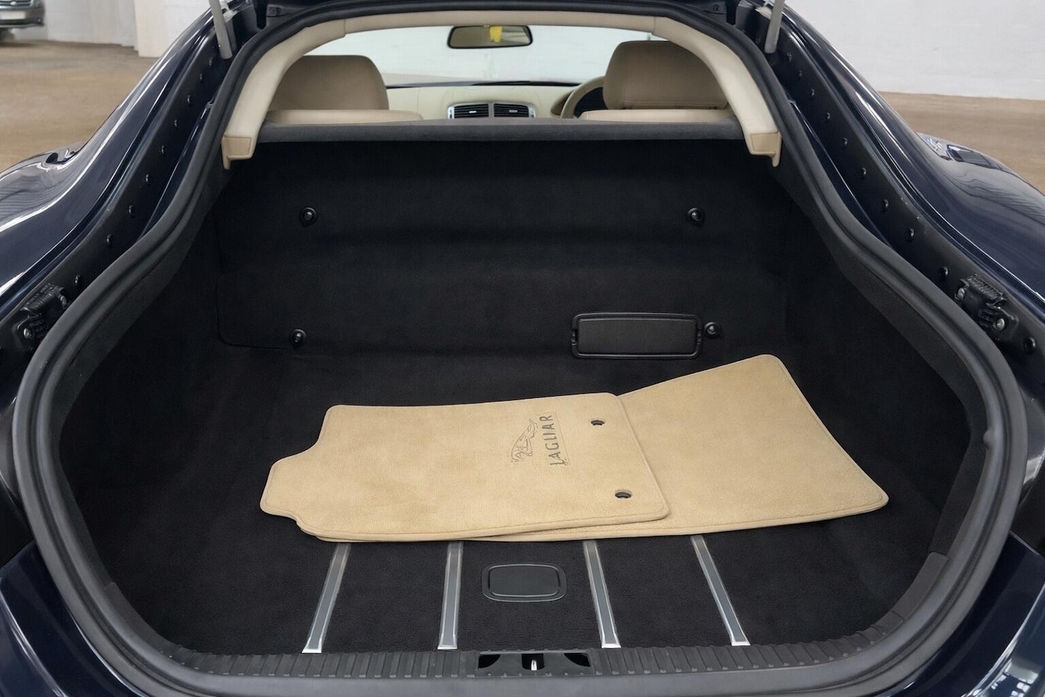 Used Jaguar XKR 2007 for sale - 77802673: Photo 11