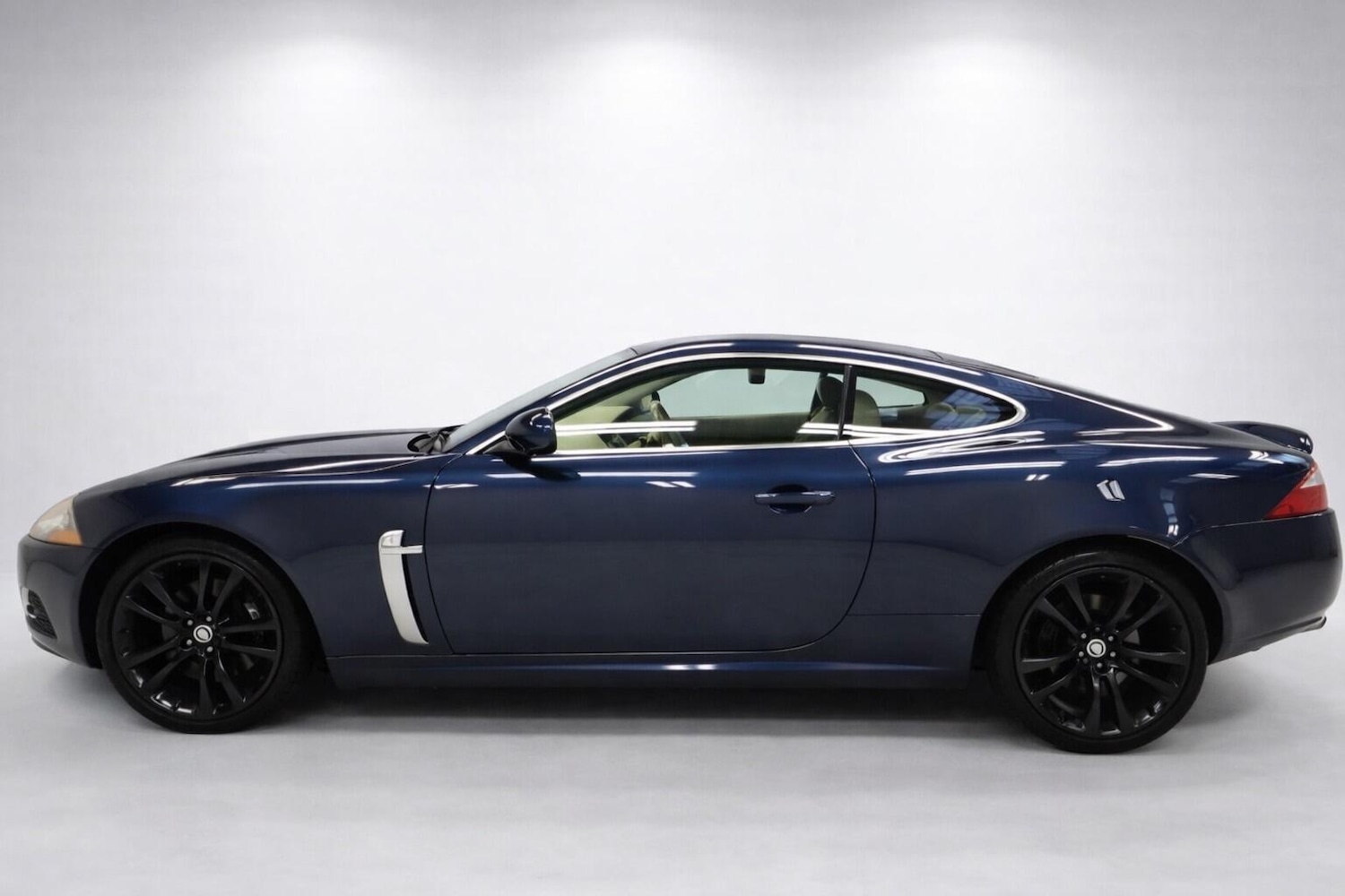 Used Jaguar XKR 2007 for sale - 77802673: Photo 5