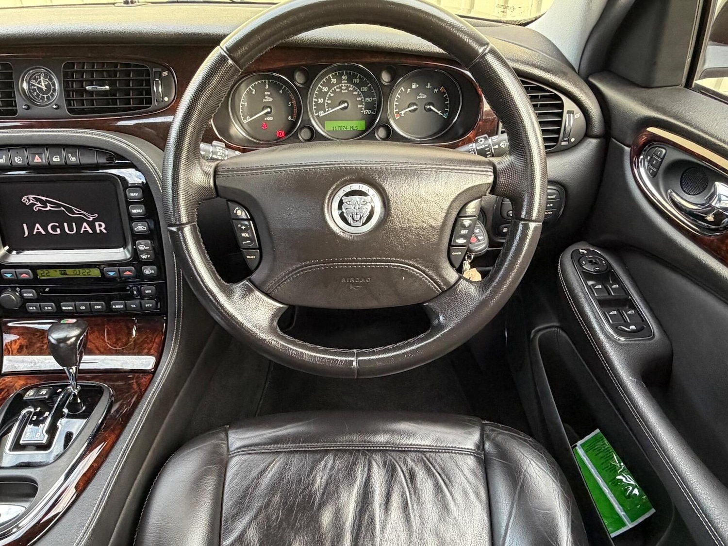 Used Jaguar XJ 2008 for sale - 76884849: Photo 21