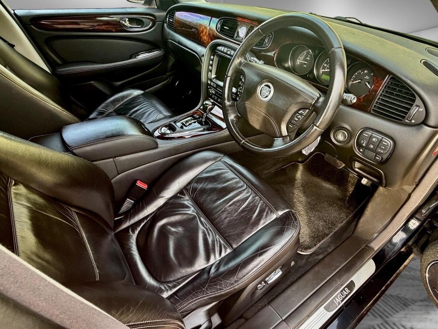 Used Jaguar XJ 2008 for sale - 77981800: Photo 19