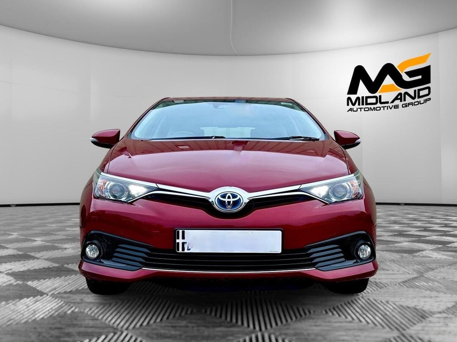 Used Toyota Auris 2017 for sale - 76624450: Photo 2