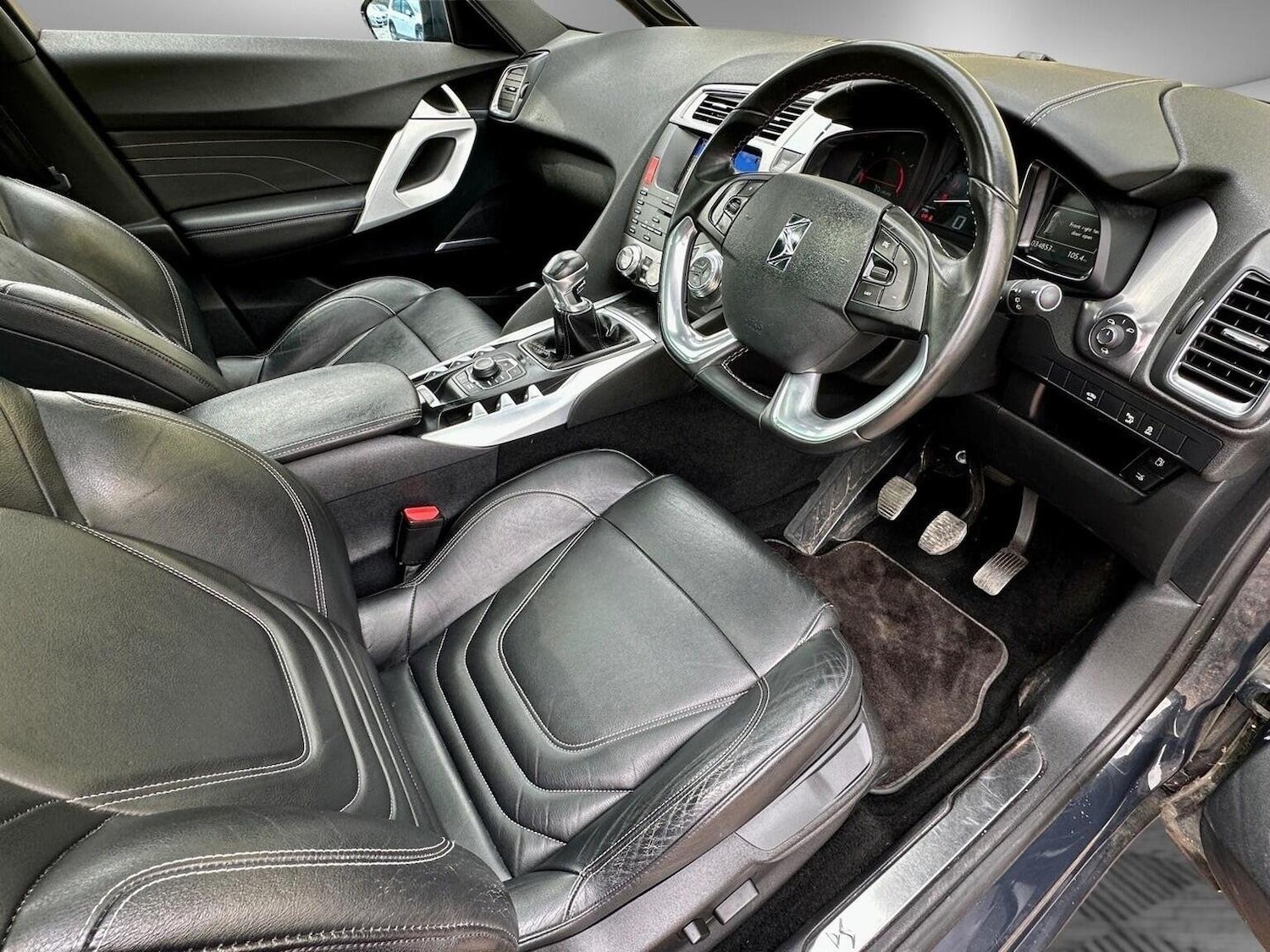 Used Citroen DS5 2014 for sale - 77896122: Photo 13