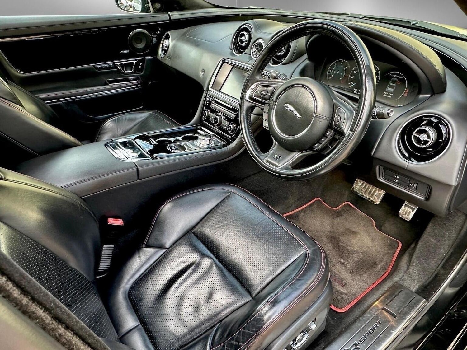 Used Jaguar XJ 2016 for sale - 76624441: Photo 22