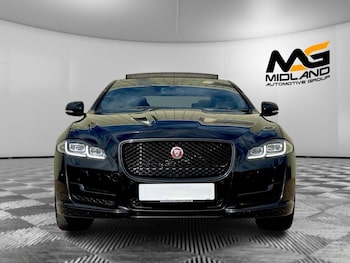 Used Jaguar XJ 2016 for sale - 76624441: Photo
