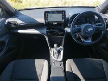 Used Toyota Yaris Cross 2022 for sale - 74475719: Photo