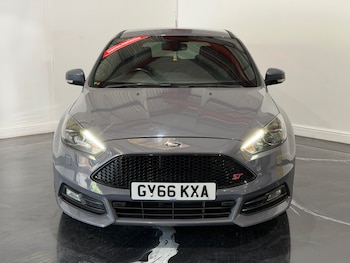 Used Ford Focus 2016 for sale - 79321002: Photo