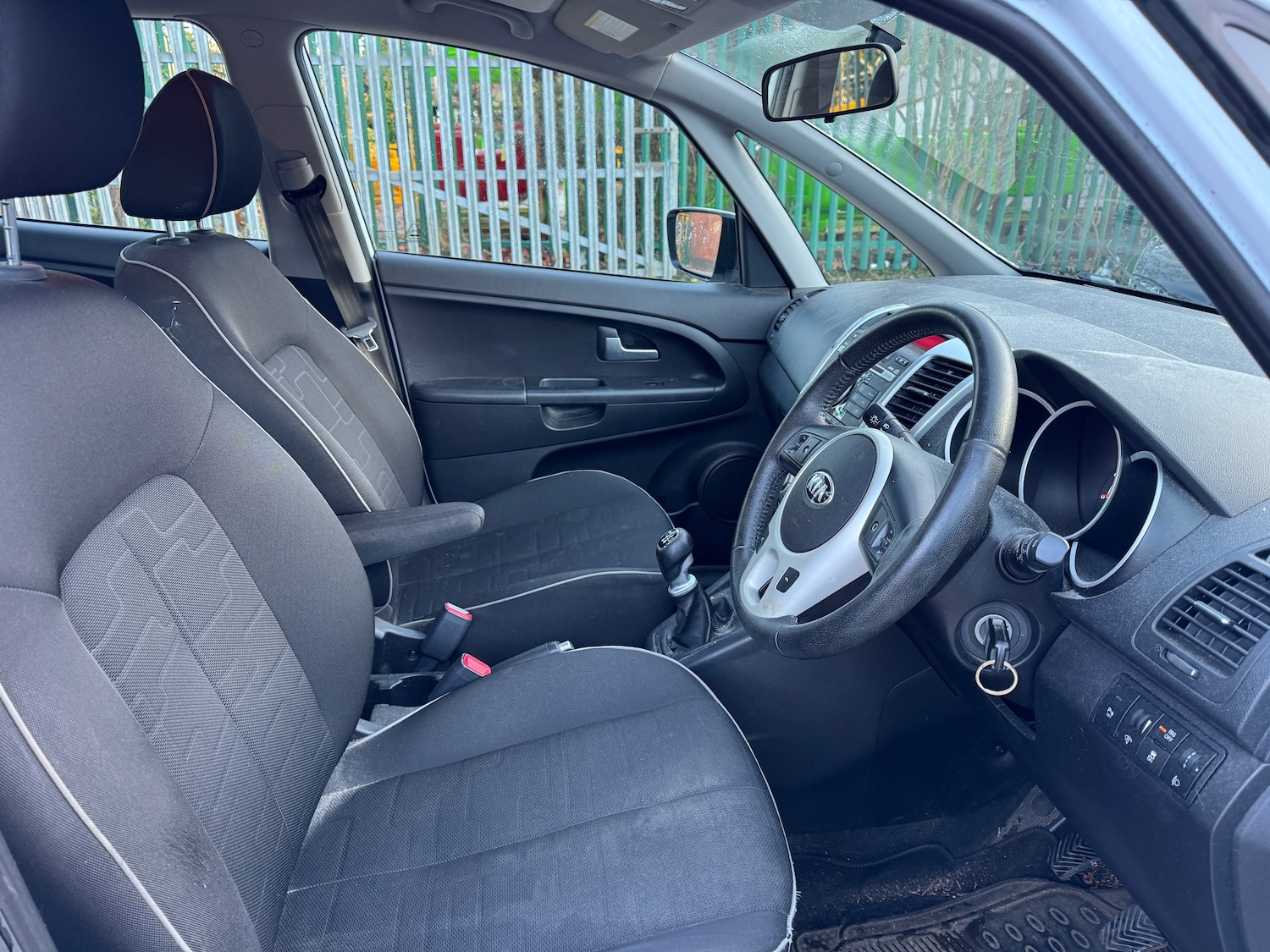 Used Kia Venga 2013 for sale - 76604310: Photo 5