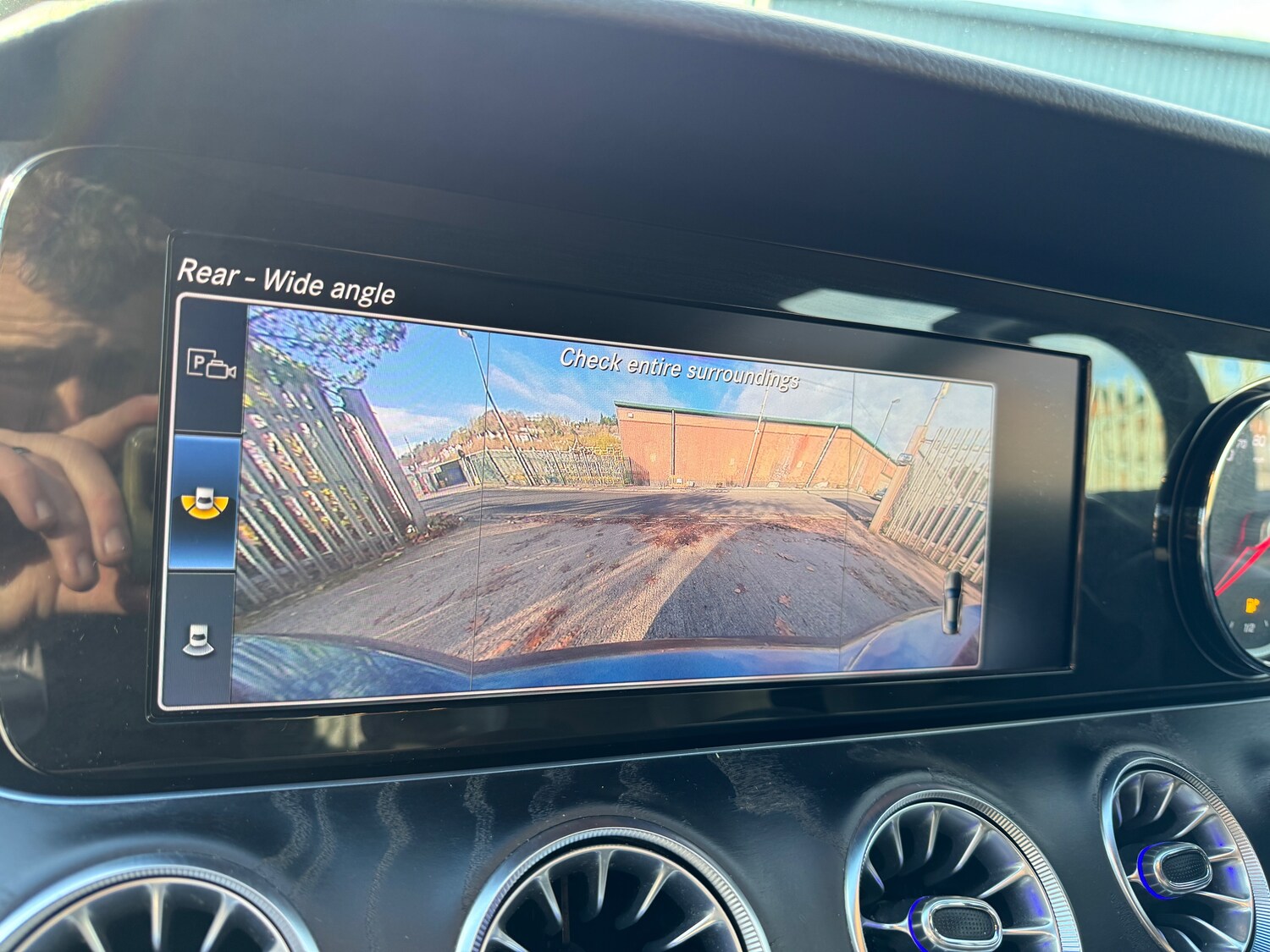 Used Mercedes-Benz E Class 2018 for sale - 76357781: Photo 35