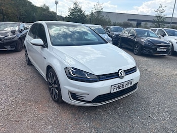 Used Volkswagen Golf 2016 for sale - 75694671: Photo