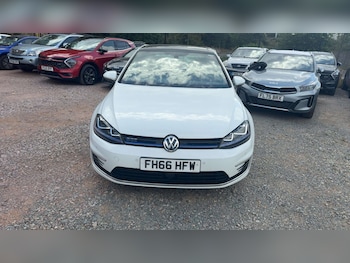 Used Volkswagen Golf 2016 for sale - 75694671: Photo