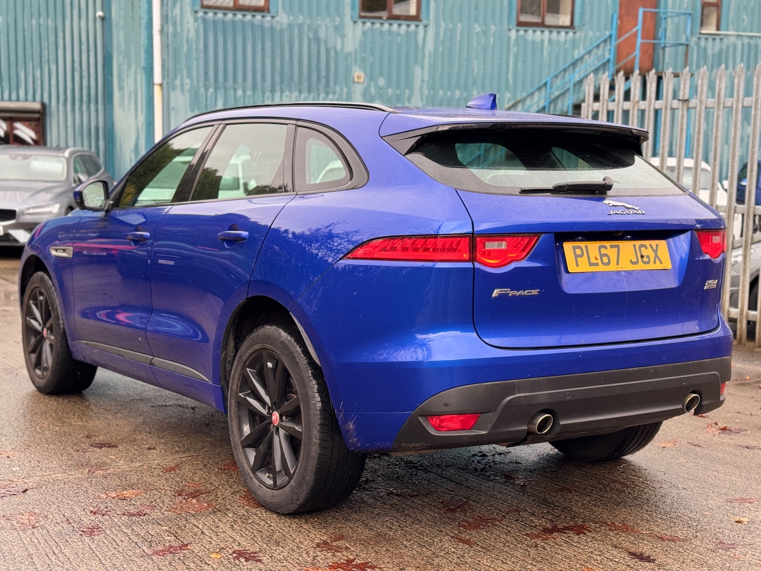 Used Jaguar F-Pace 2018 for sale - 76330481: Photo 3