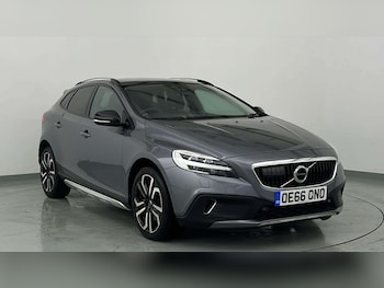 2017 (66) - D3 [4 Cyl 150] Cross Country Pro 5dr Geartronic