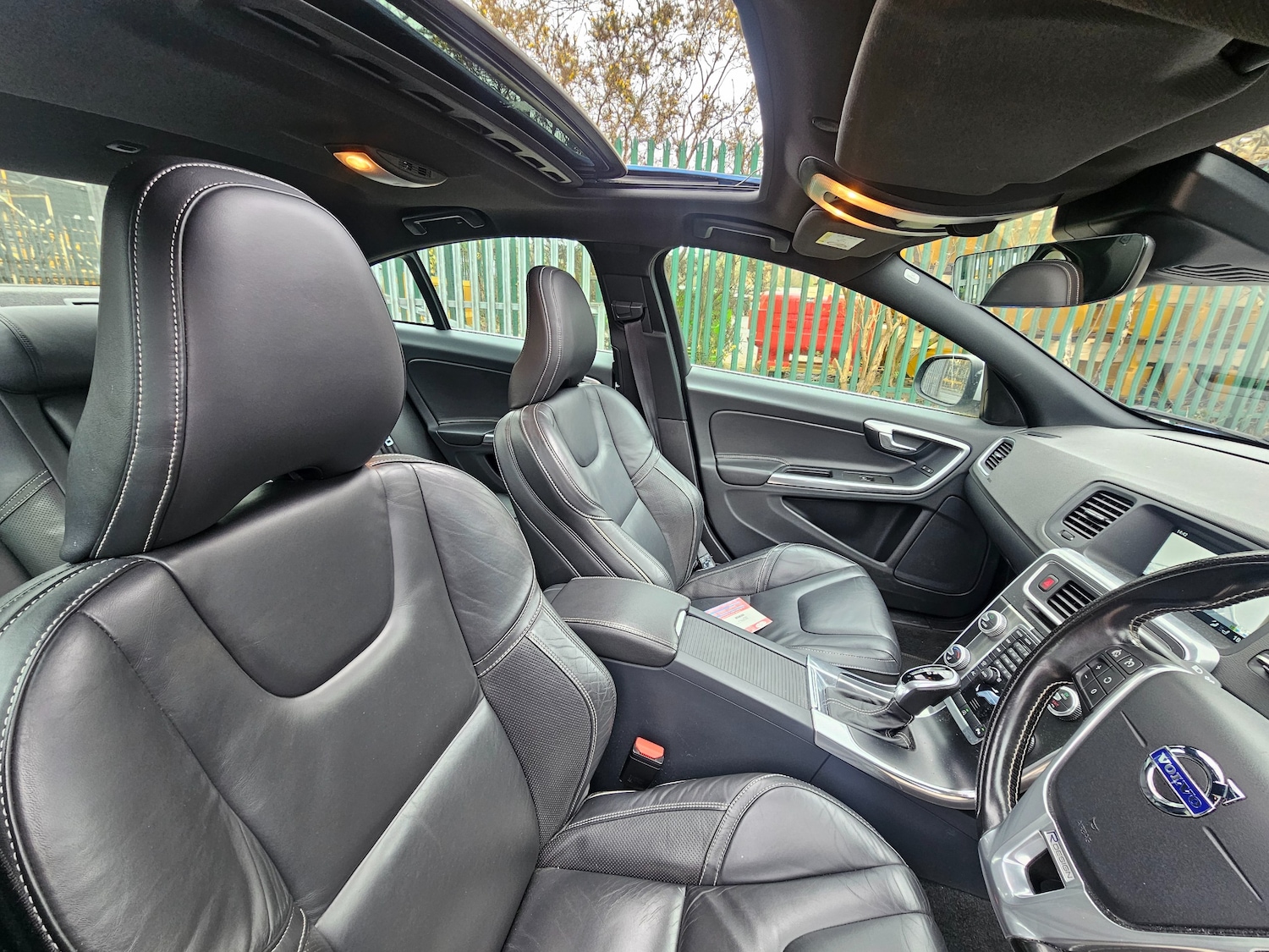 Used Volvo S60 2017 for sale - 78134829: Photo 6