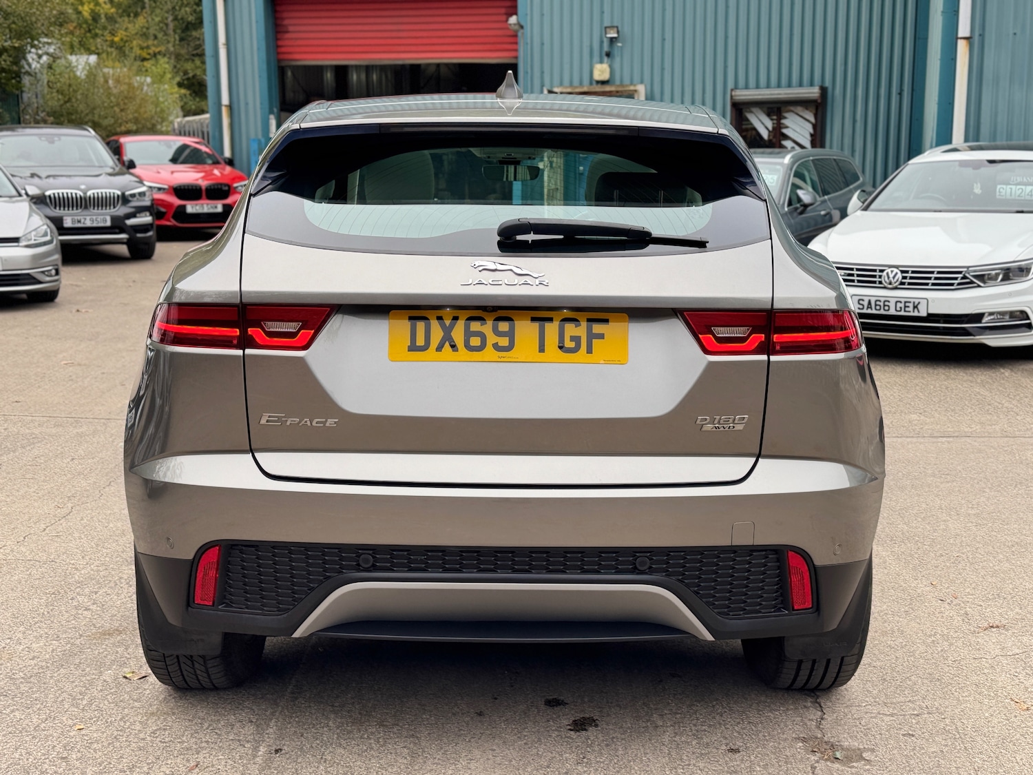 Used Jaguar E-Pace 2019 for sale - 76253142: Photo 6