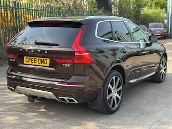 Used Volvo XC60 2018 for sale - 78532000: Photo