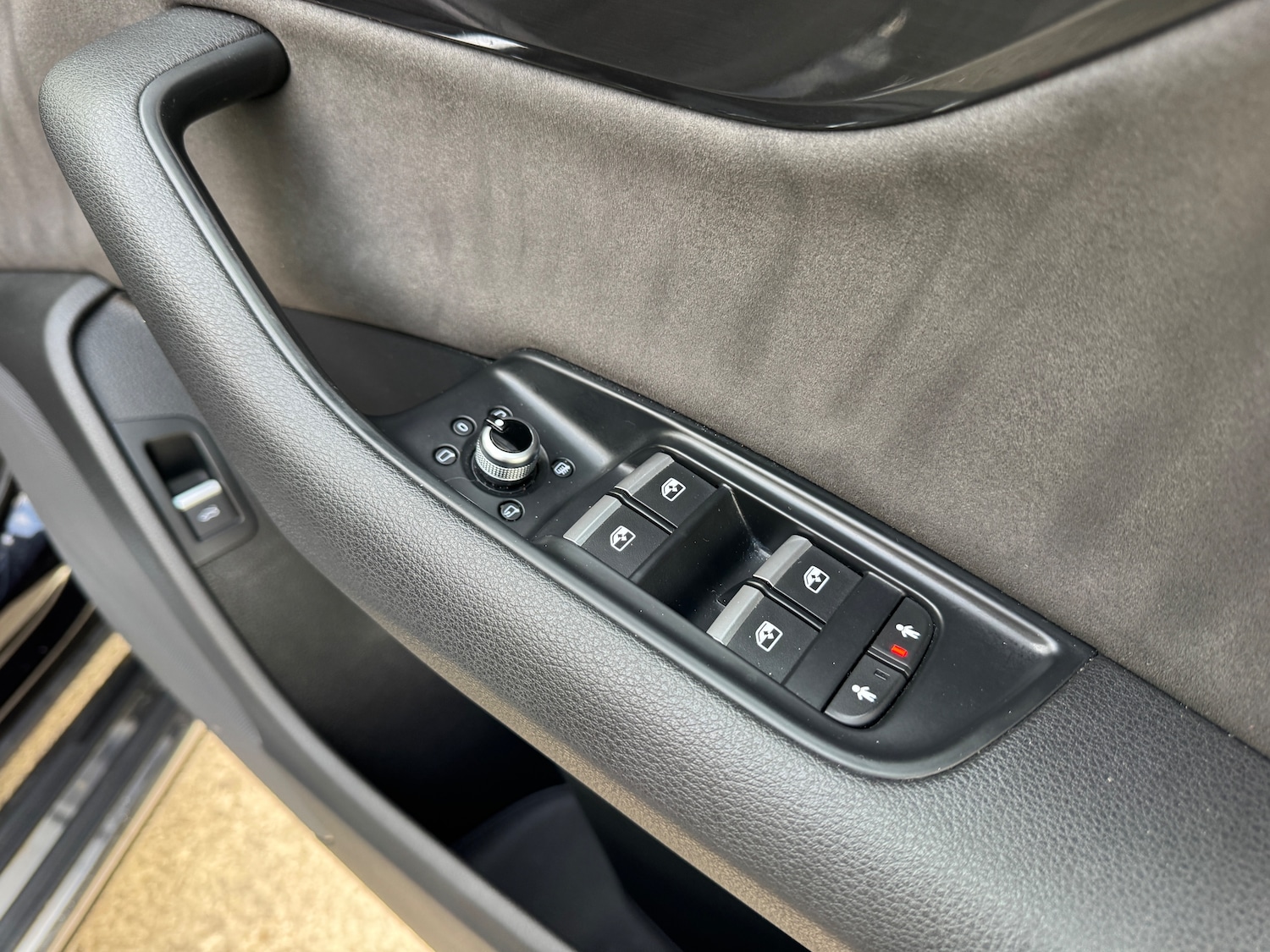 Used Audi Q7 2015 for sale - 78029107: Photo 17