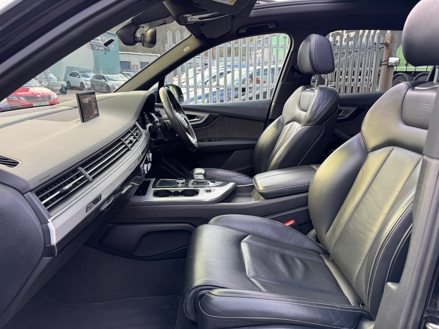 Used Audi Q7 2015 for sale - 78029107: Photo 33