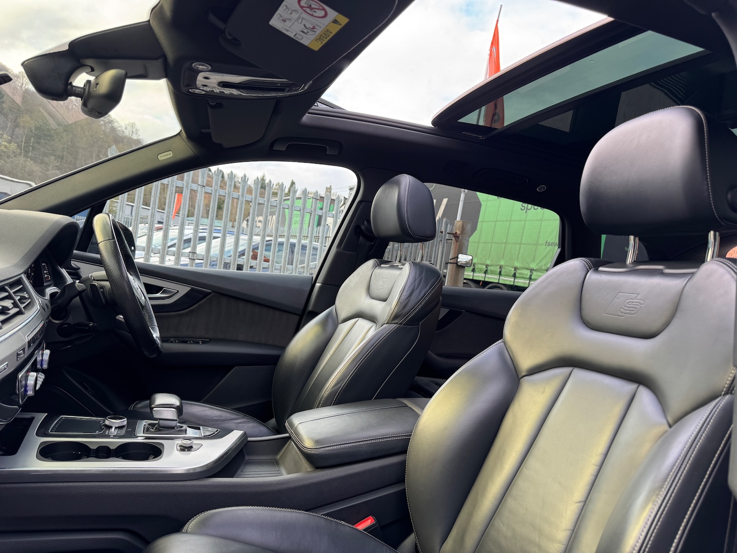 Used Audi Q7 2015 for sale - 78029107: Photo 34