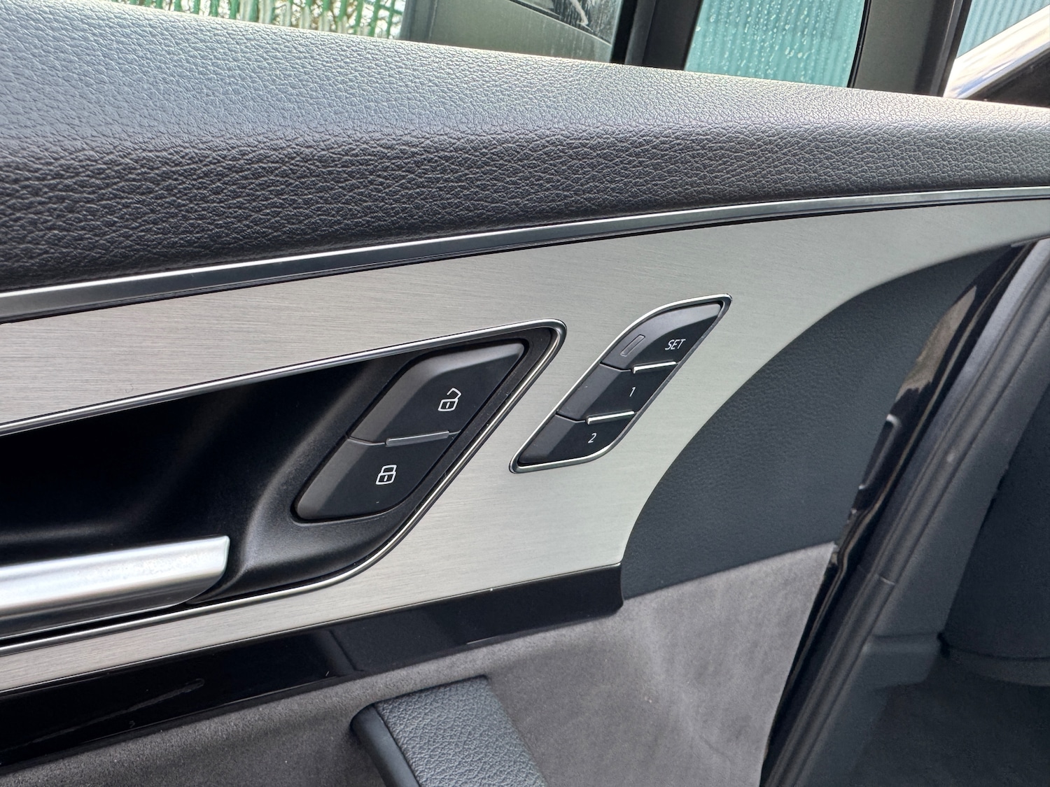 Used Audi Q7 2015 for sale - 78029107: Photo 37