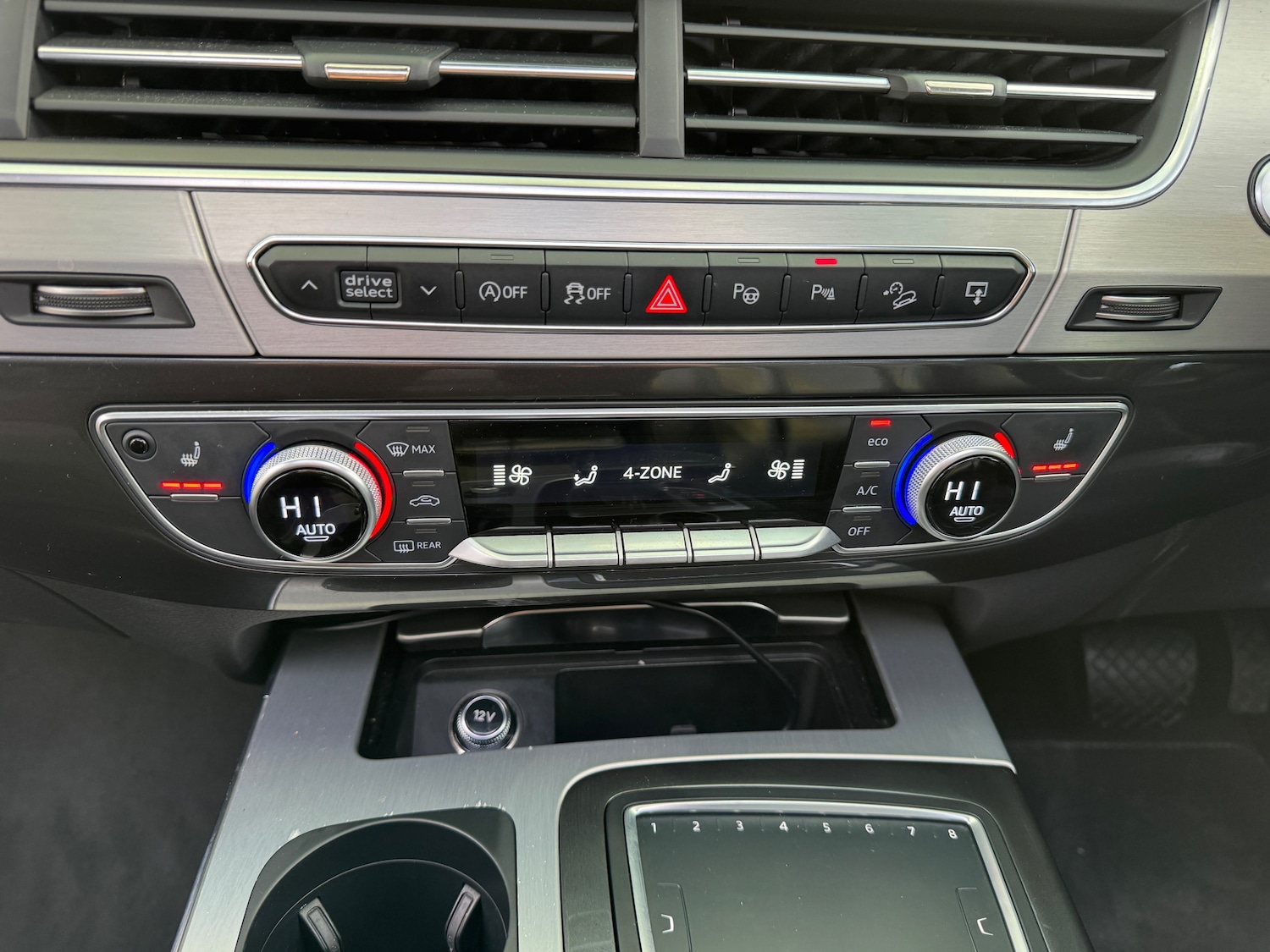 Used Audi Q7 2015 for sale - 78029107: Photo 41