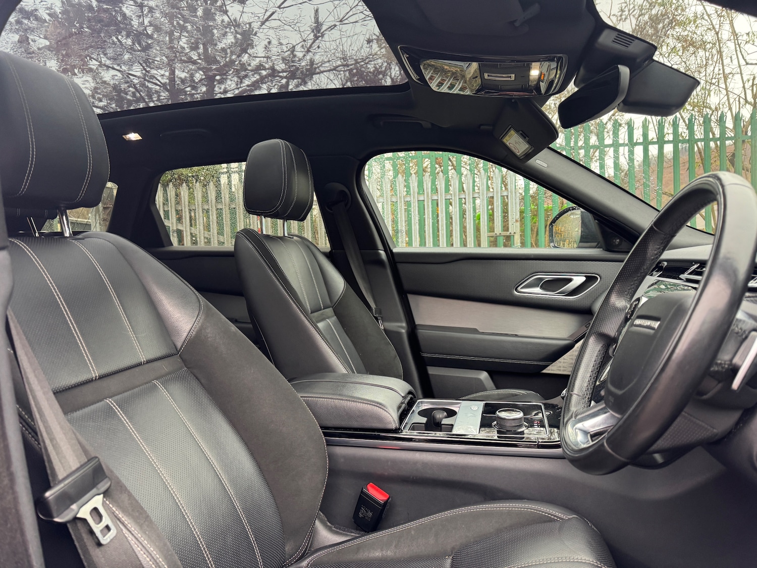 Used Land Rover Range Rover Velar 2020 for sale - 76711974: Photo 5