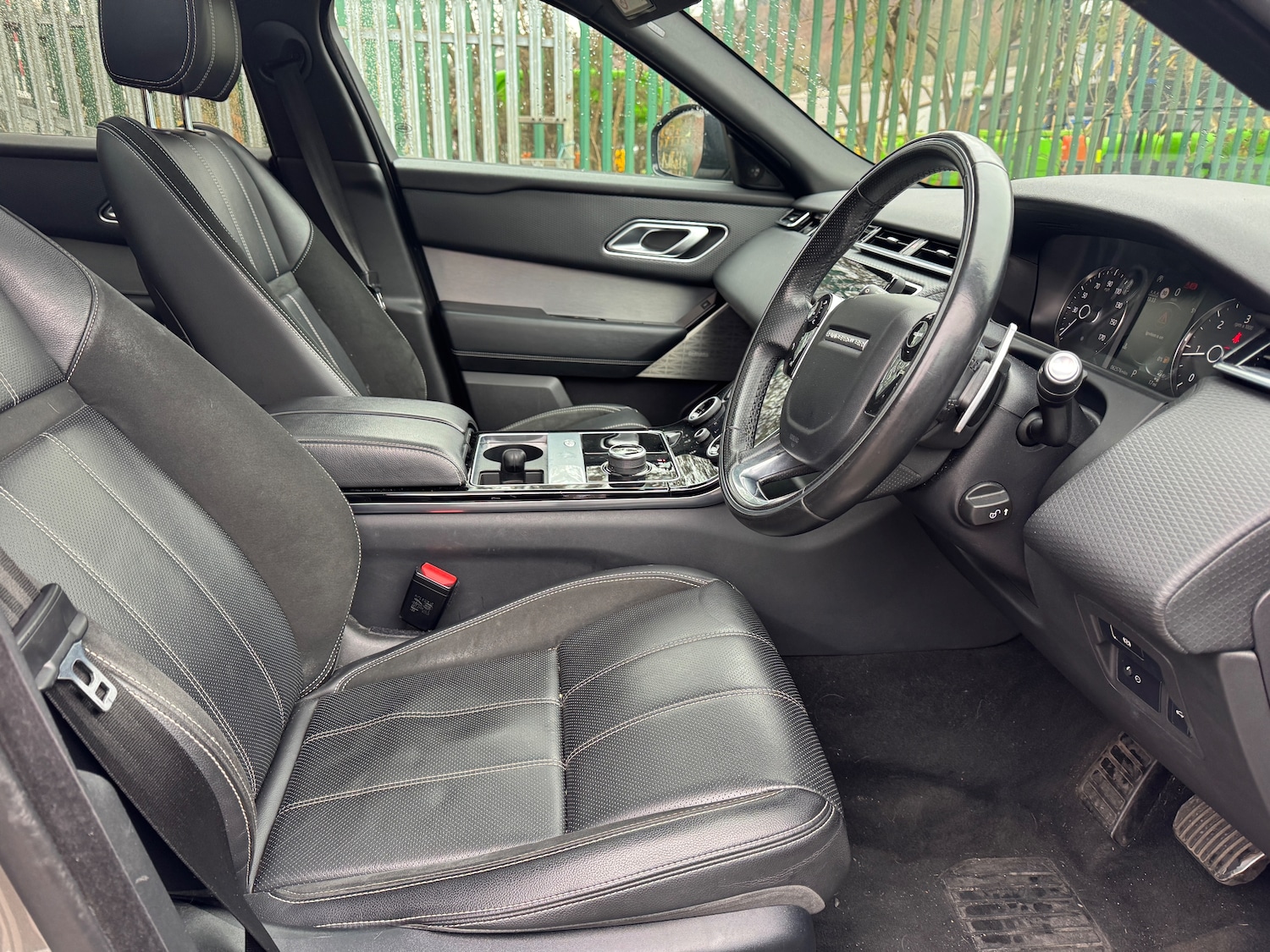 Used Land Rover Range Rover Velar 2020 for sale - 76711974: Photo 6