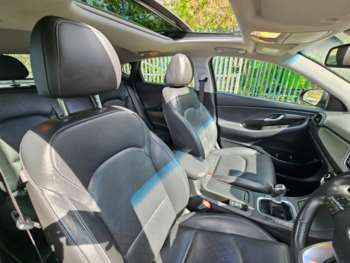 Used Hyundai i30 2018 for sale - 75118706: Photo