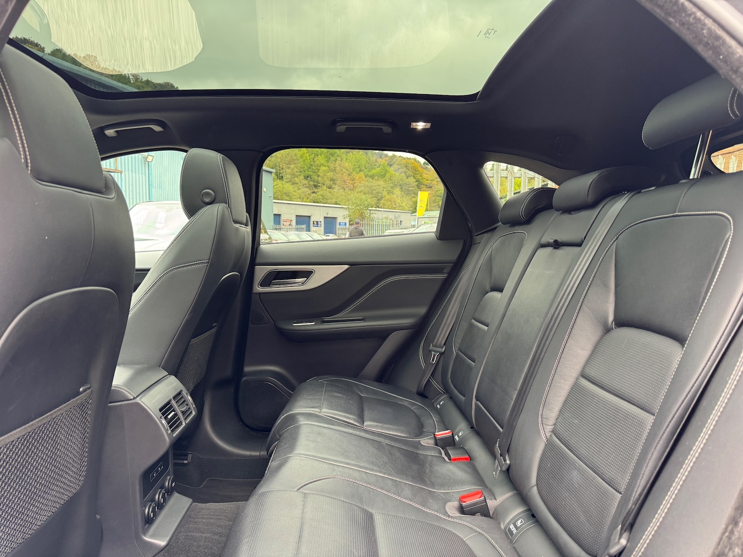 Used Jaguar F-Pace 2017 for sale - 76206627: Photo 26