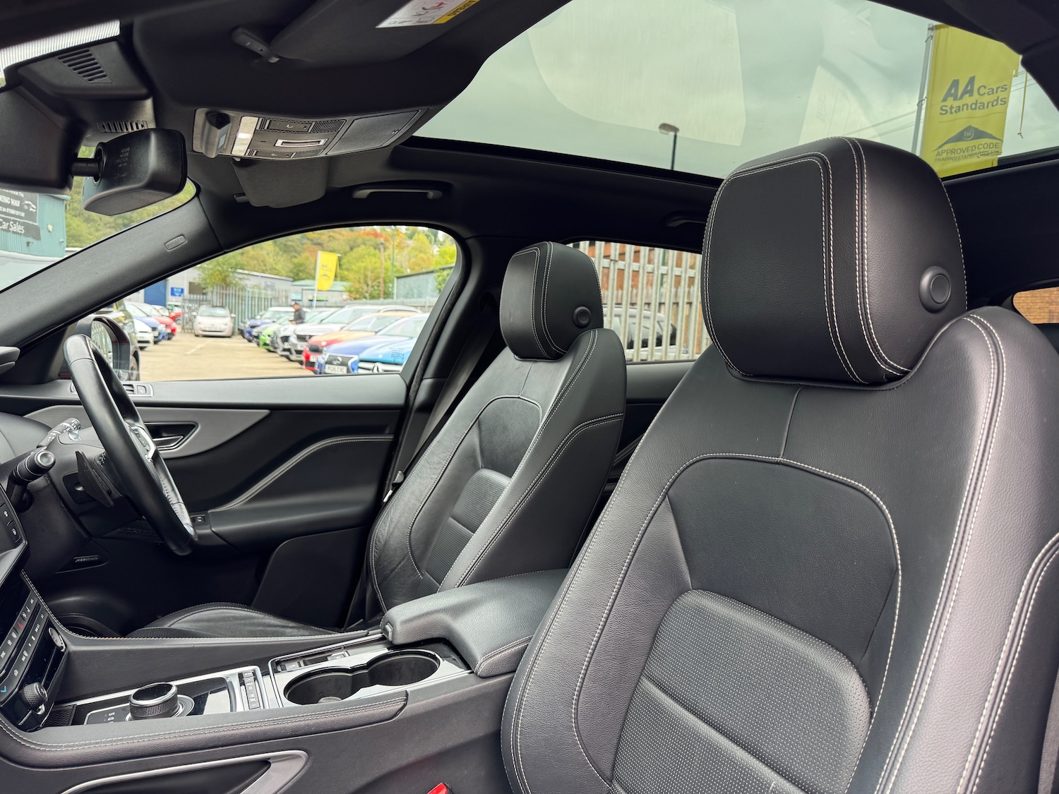 Used Jaguar F-Pace 2017 for sale - 76206627: Photo 29