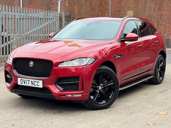 Used Jaguar F-Pace 2017 for sale - 76206627: Photo 2