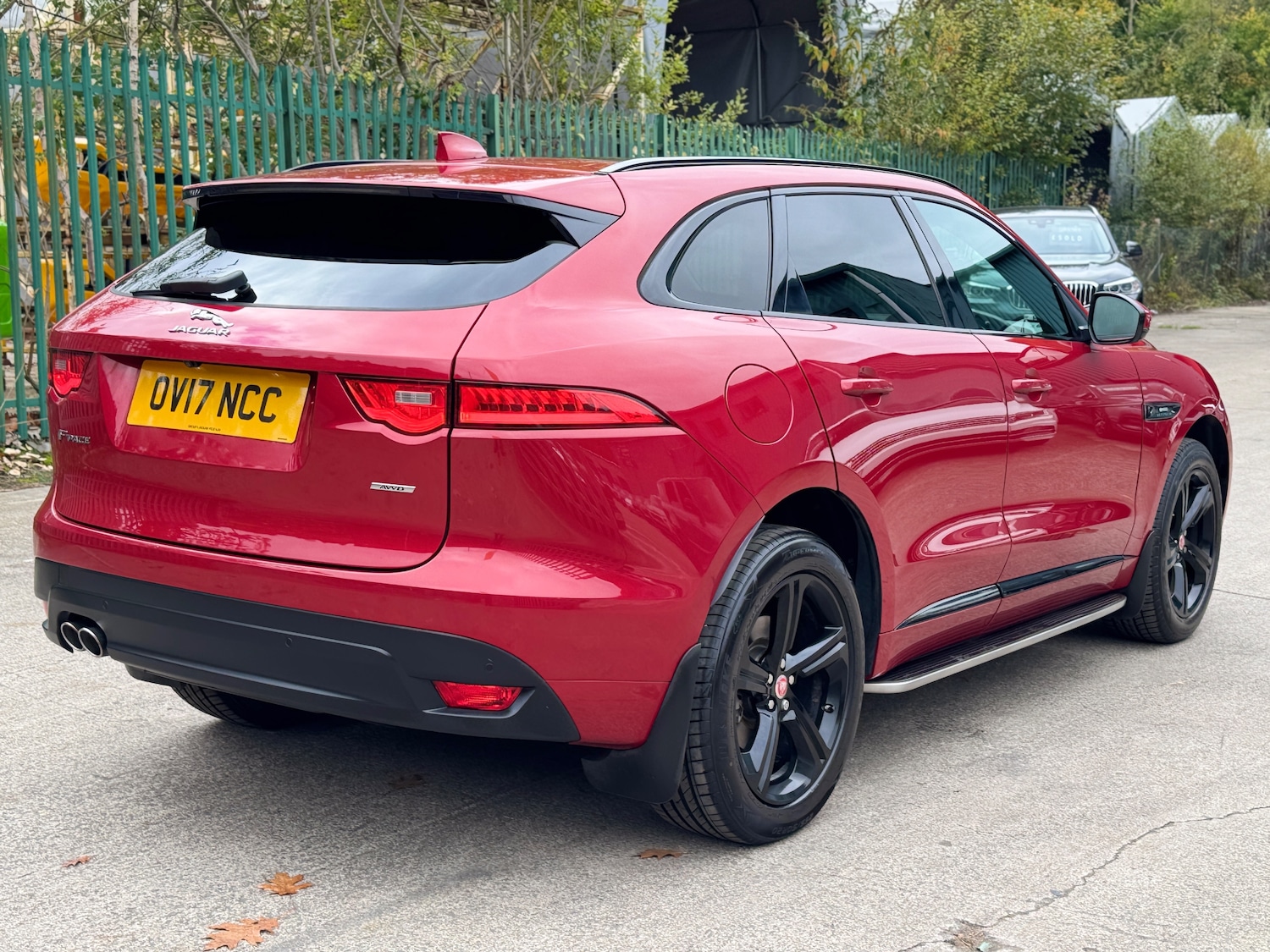 Used Jaguar F-Pace 2017 for sale - 76206627: Photo 4