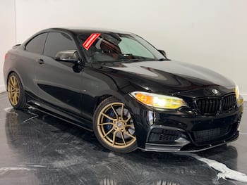 Used BMW 2 Series 2015 for sale - 79733632: Photo