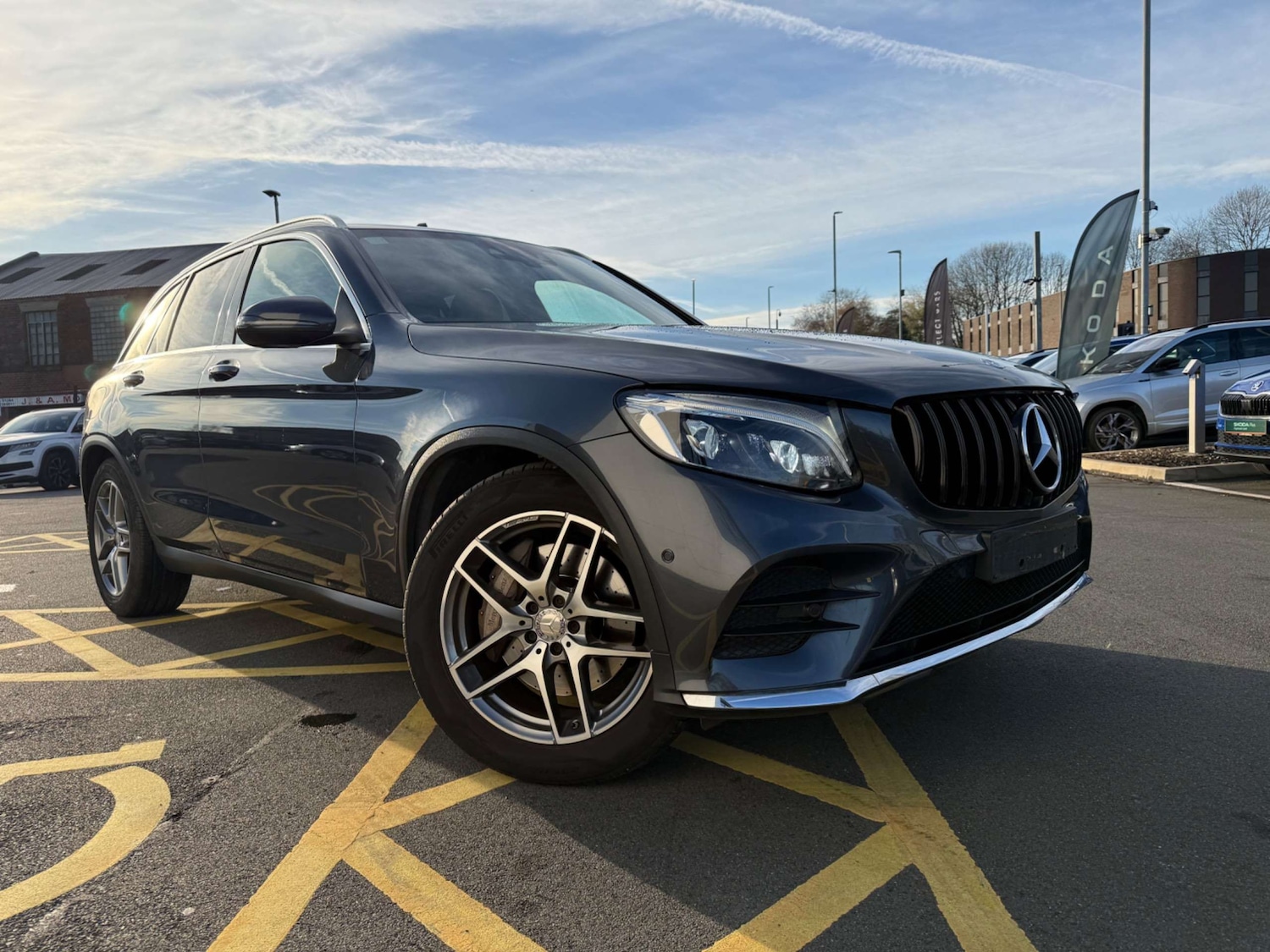 Used Mercedes-Benz GLC 2015 for sale - 76685504: Photo 1