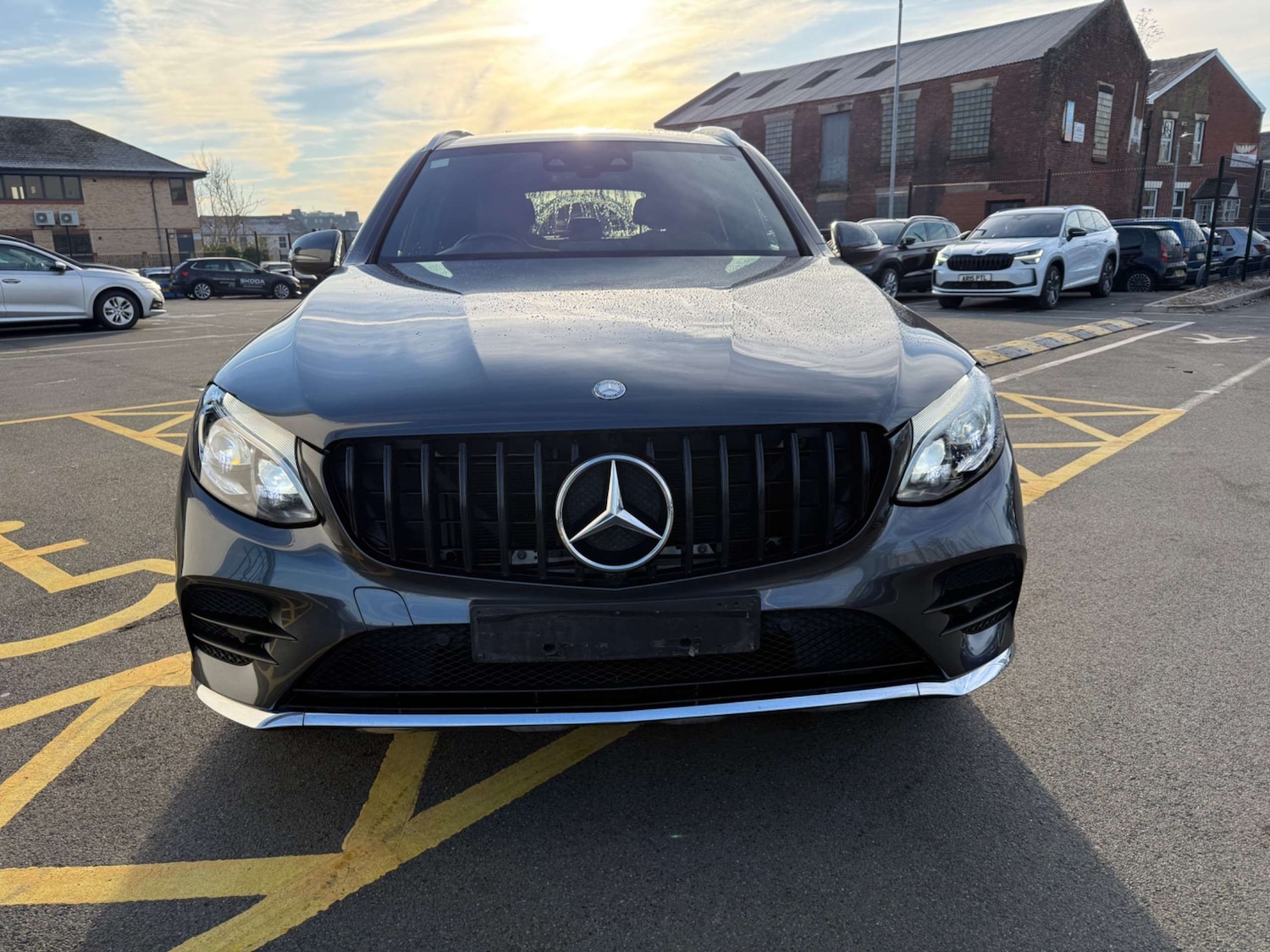 Used Mercedes-Benz GLC 2015 for sale - 76685504: Photo 2