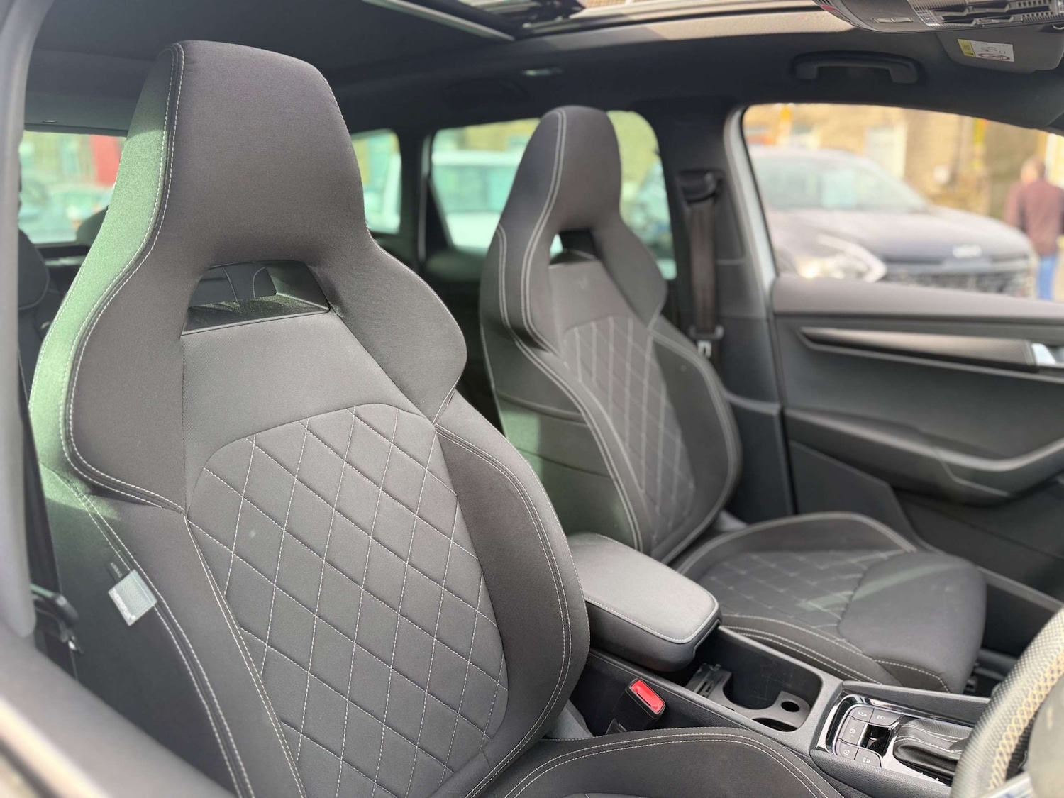 Used Skoda Karoq 2019 for sale - 76453638: Photo 6