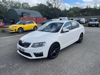 Used Skoda Octavia 2015 for sale - 75982920: Photo